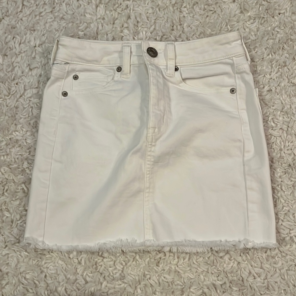 American Eagle White Denim Skirt